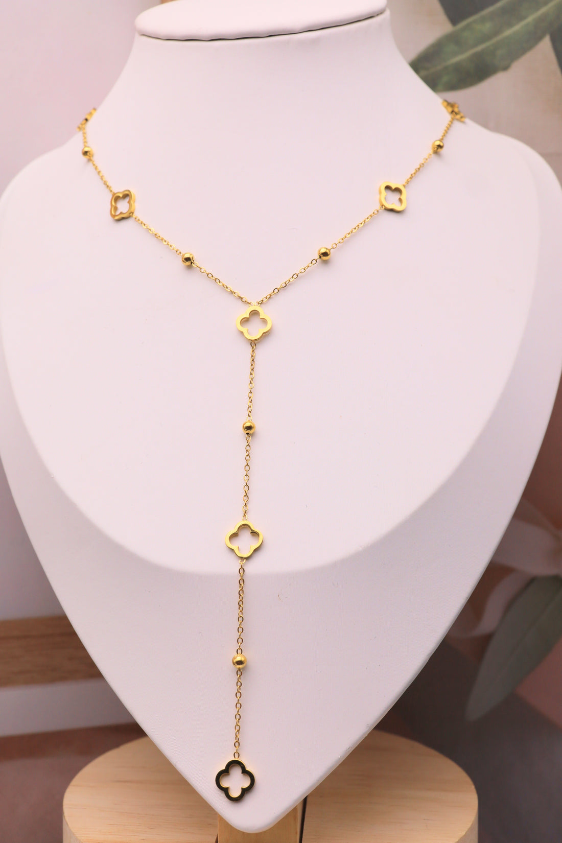Collier Saya